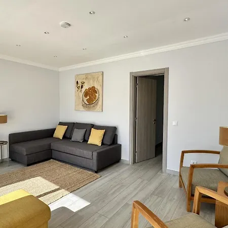 Hibisco 1 By Check-in Portugal Apartment *